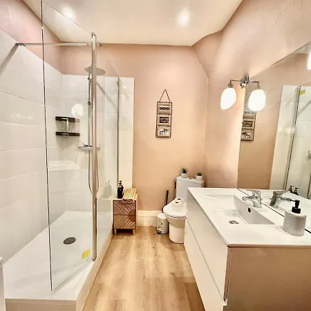 Grand Standing Lit King Size Capitole