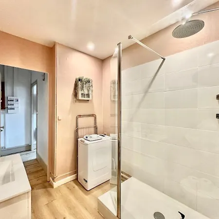 Grand Standing Lit King Size Capitole Apartment