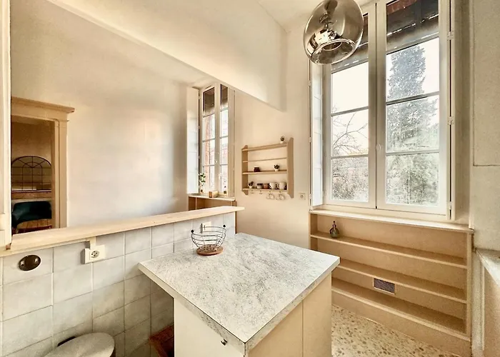 Grand Standing Lit King Size Capitole *