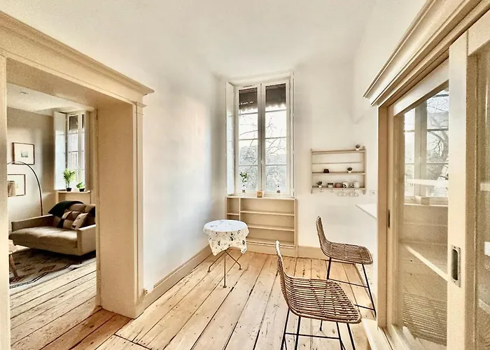 Grand Standing Lit King Size Capitole تولوز