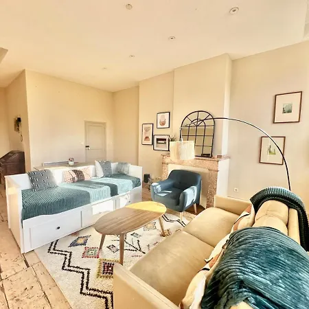 Grand Standing Lit King Size Capitole